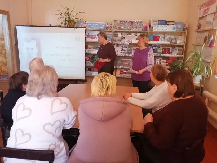 photo_5224713457029027094_y