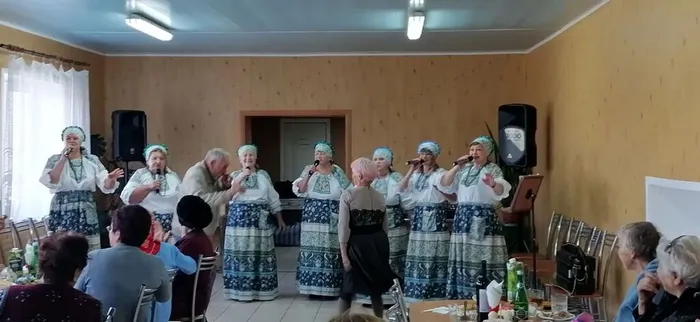 1790858928422