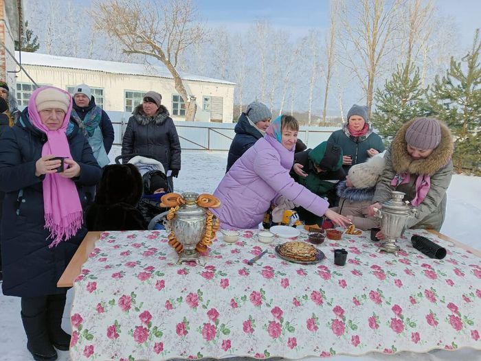 заставка на масленицу